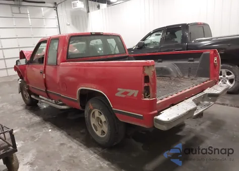 1997 Chevrolet K1500 Fleetside z USA, uszkodzony, nr VIN 2GCEK19R6V1193516